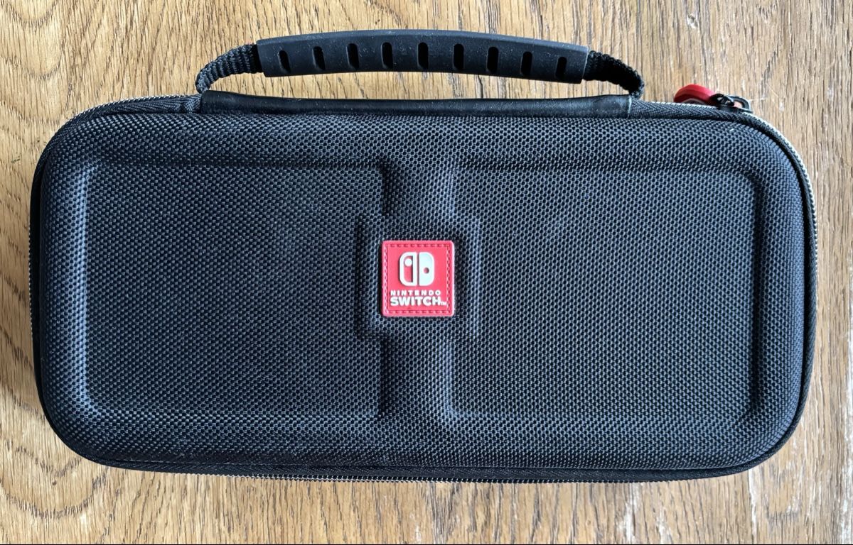 Nintendo Console: Nintendo Switch  – Usato da Zürich venduto da Cristobal203 3