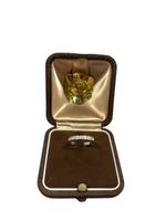 Bague en or blanc 18k avec diamants