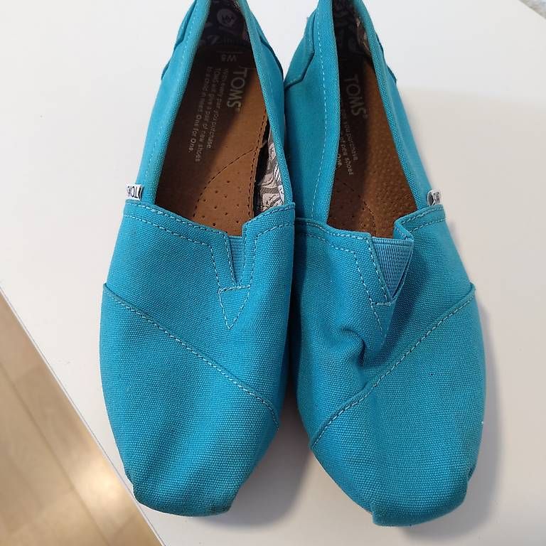 Chaussures garçon: Toms Schuhe Gr 5 – D'occasion à Zürich par sim_ykb6