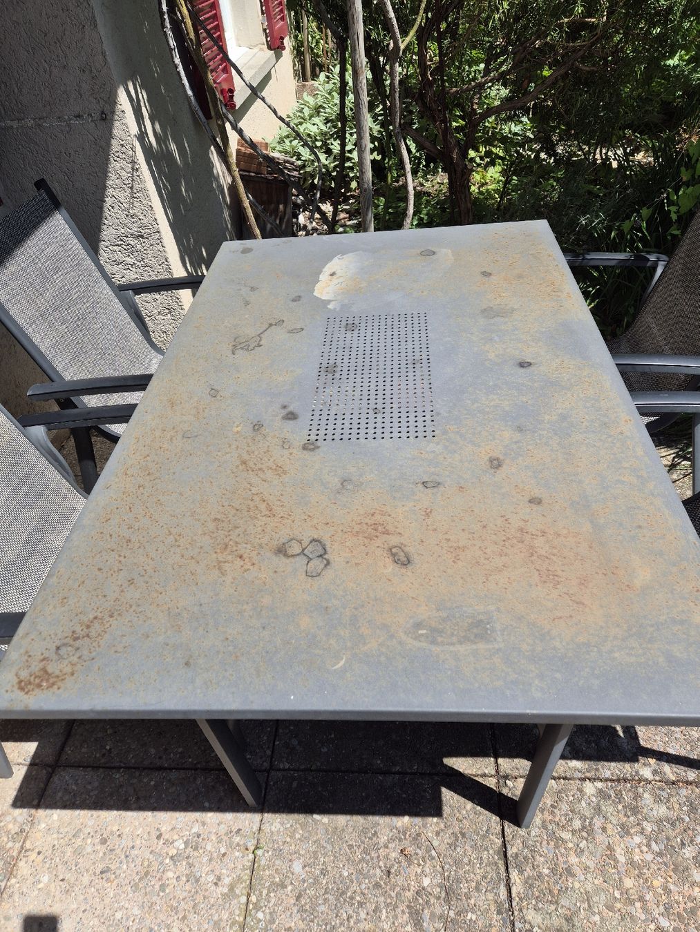 Tables: Gartentisch mit 4 Stühlen – D'occasion à Urdorf par sulsenad 1