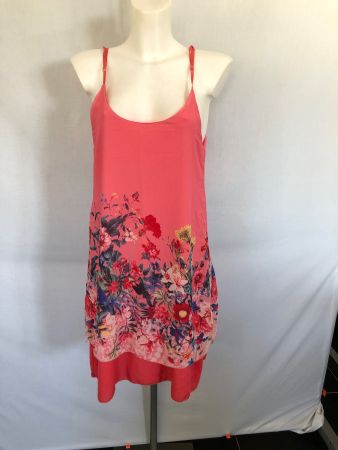 Robe mousseline rose à fines bretelles taille 34 bon état