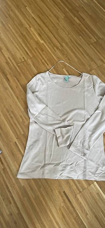 Pullover & Sweatshirts: Diverse Pullover – Gebraucht aus Uetikon am See von boby69 3