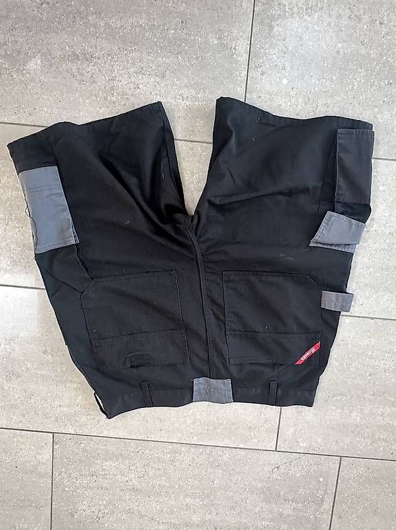 Pantaloni: arbeitshosen / shorts – Usato da Hausen AG venduto da mb2023 3