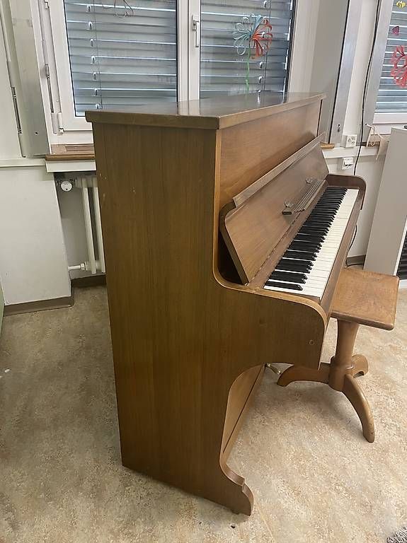 Instruments de musique: Klavier – D'occasion à Gossau ZH par lar_2npx