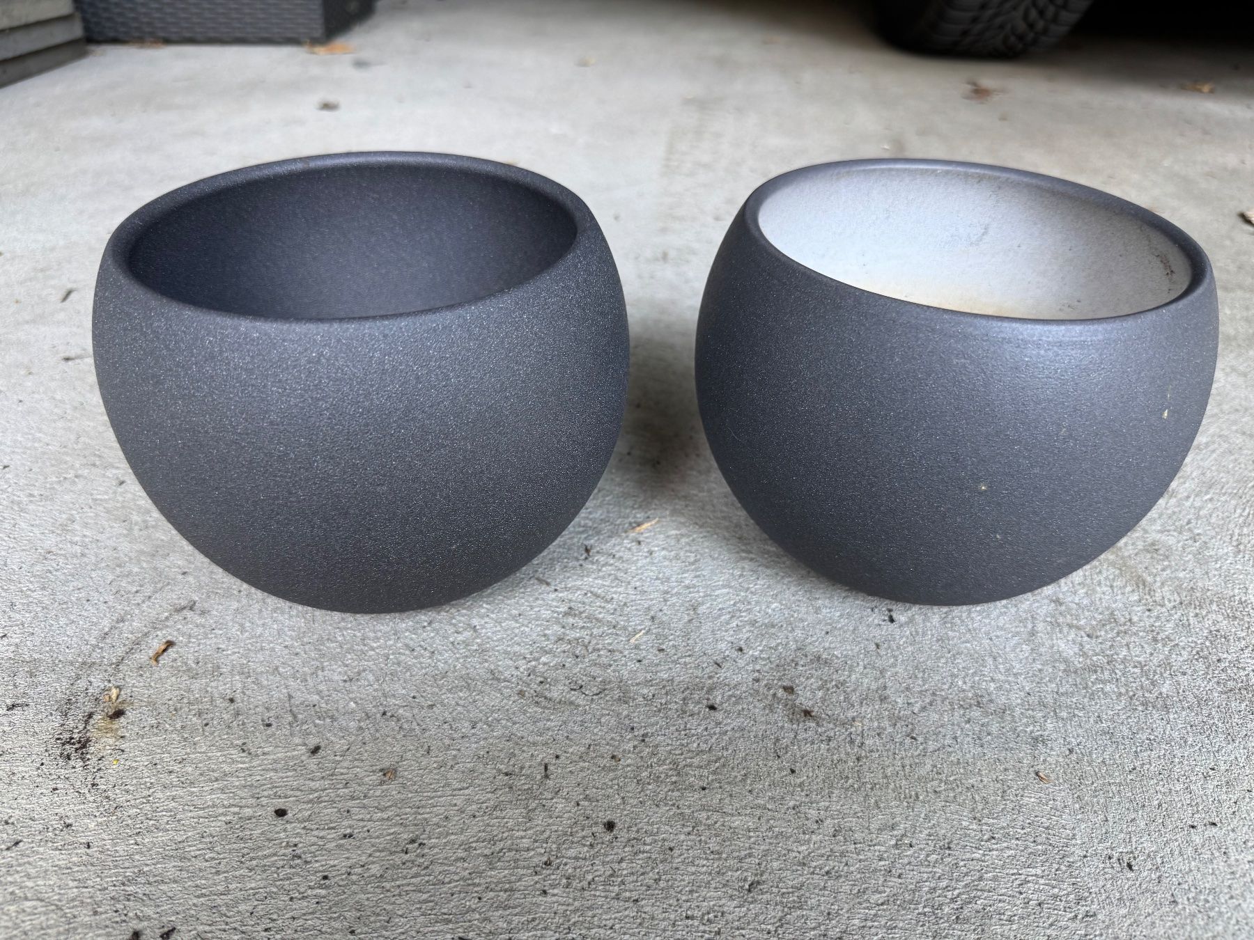 Vasi per fiori: 2 Pots de fleurs – Usato da Zürich venduto da odi_ldv8