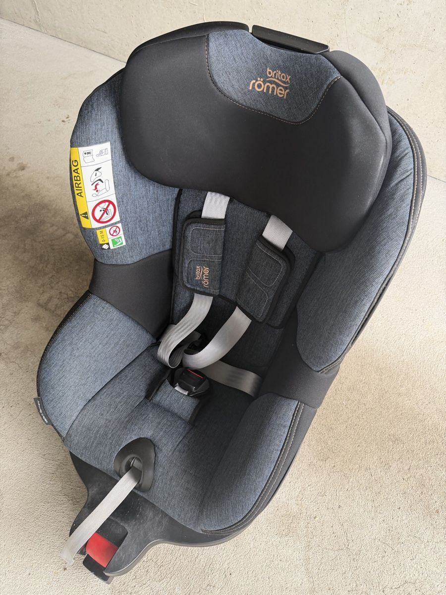 Britax Römer Seggiolini per auto: Britax Römer Dualfix M i-Size – Usato da Diegten venduto da tutti_frutti01 2
