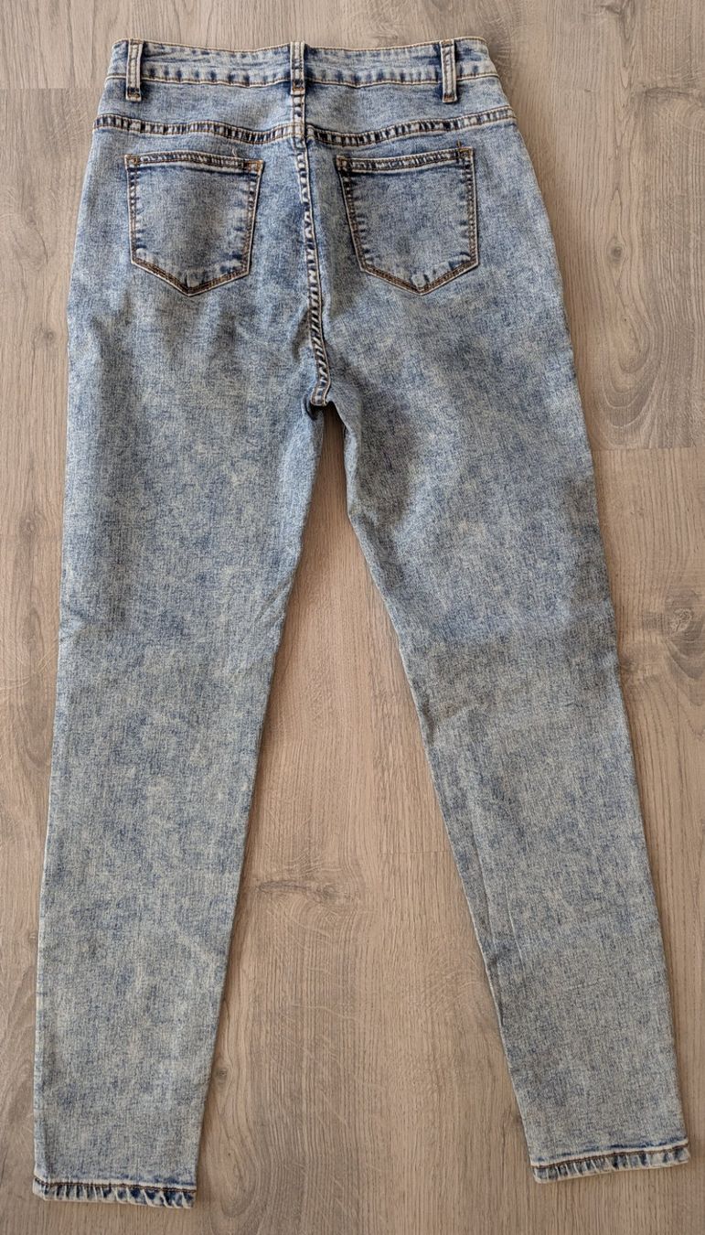 Jeans: Anime Jeans, Demon Slayer, Gr. 36 – Usato da Goldingen venduto da YouAreMySunshine 2