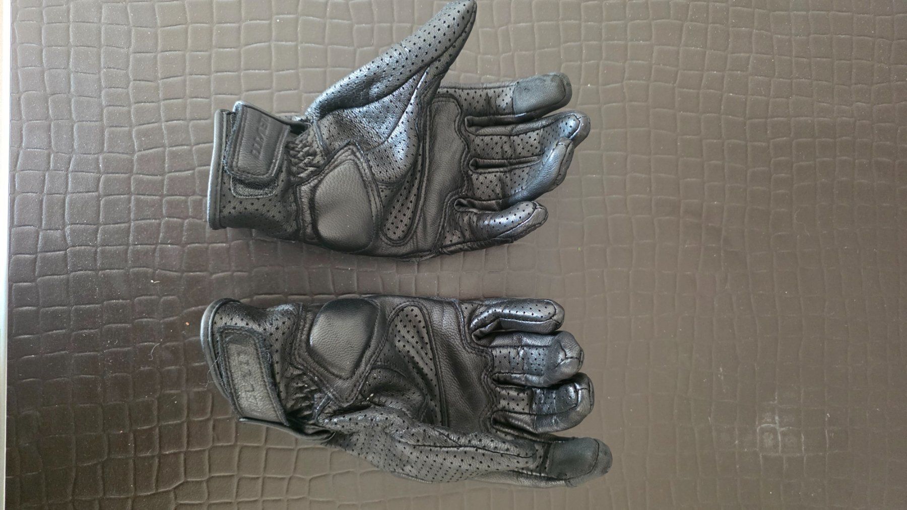 Guanti & manicotti: Motorrad Handschuhe – Usato da Cham venduto da bri_kbc5 1