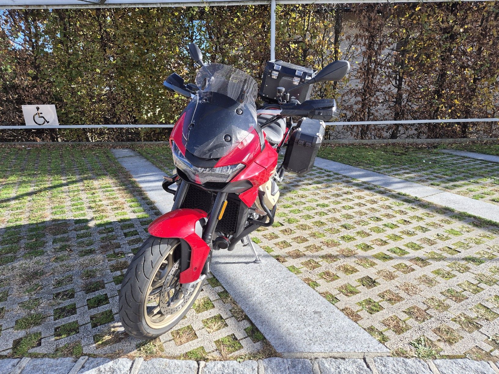 Moto Guzzi Touring: Moto Guzzi V100 – Usato da Besazio venduto da cattivik631 2