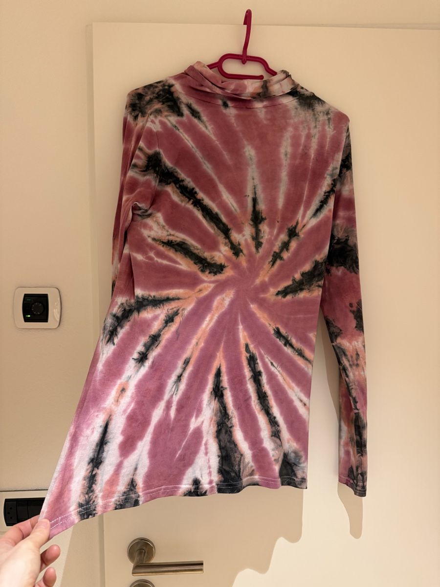 T-shirt: Batik Shirt Rollkragen, Gr.L – Usato da Uster venduto da Flummi