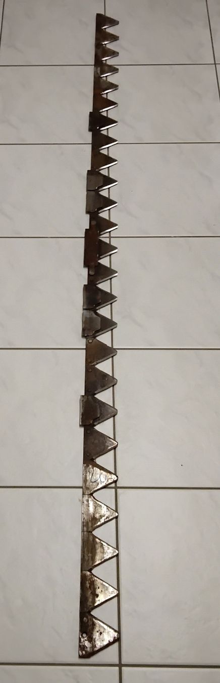 Aebi Alle Maschinen: Motormäher Messer zu Aebi AM 20- 1.9 Meter – Gebraucht aus Jonen von Brokk