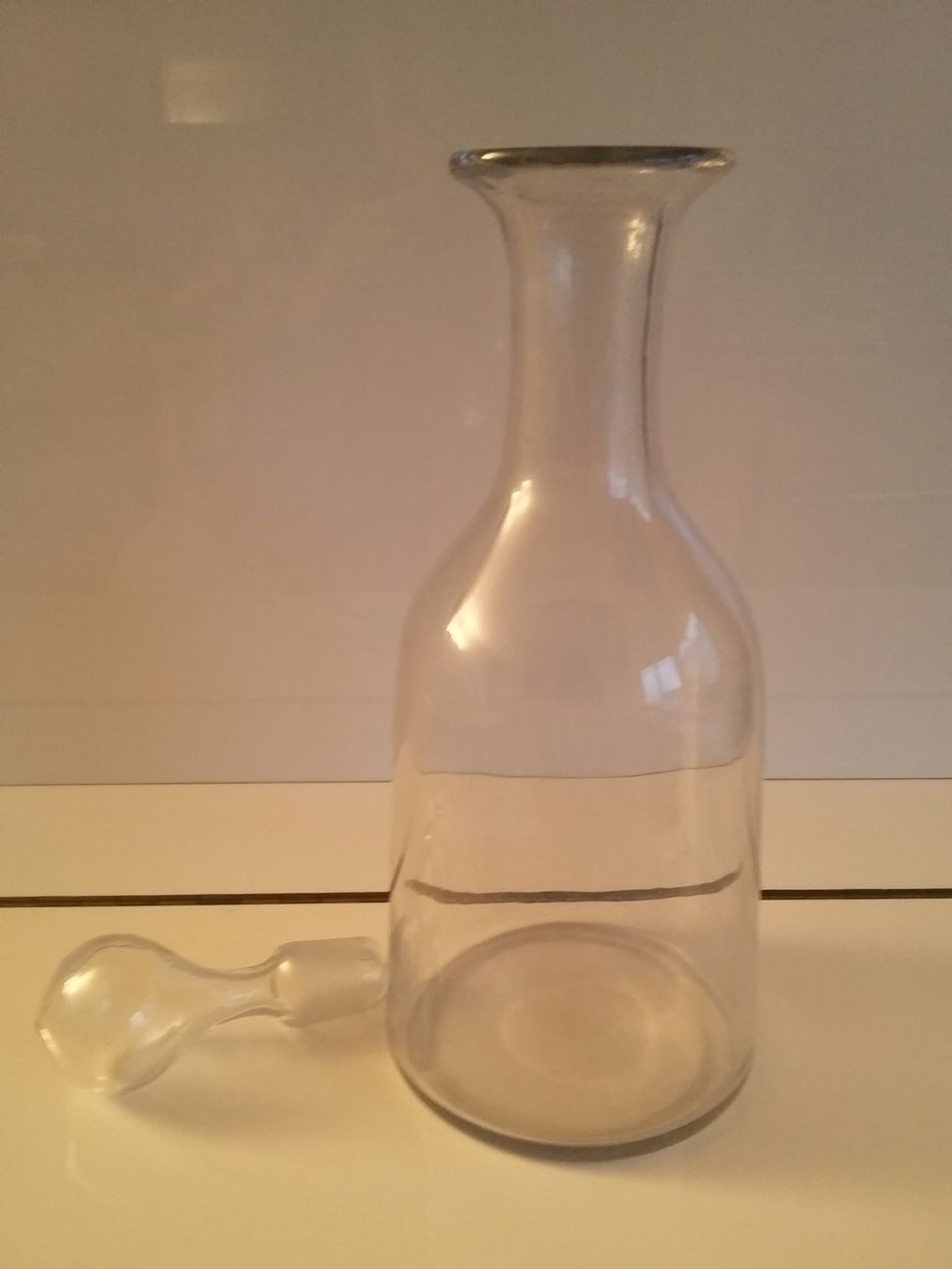 Caraffe: Elegante Glaskaraffe – Usato da Zollikerberg venduto da Dogon 1