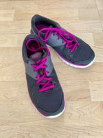 Nike Sneaker Grau-Pink Gr. 37.5 💖 Bequem & leicht