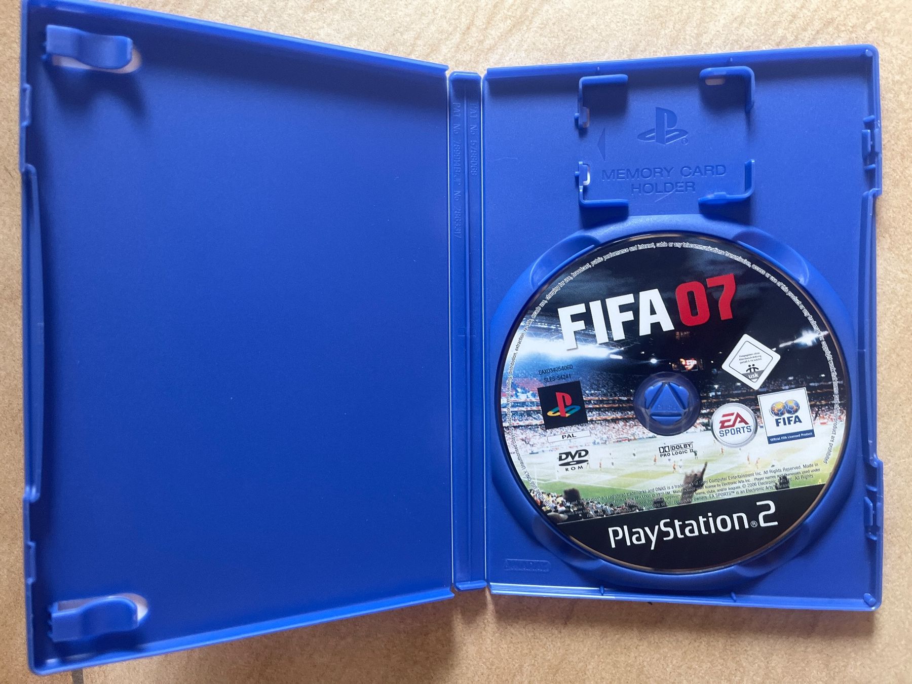 Sony Giochi: Jeu vidéo FIFA 07 pour PS2 – Usato da Vernayaz venduto da Darkfrost 2