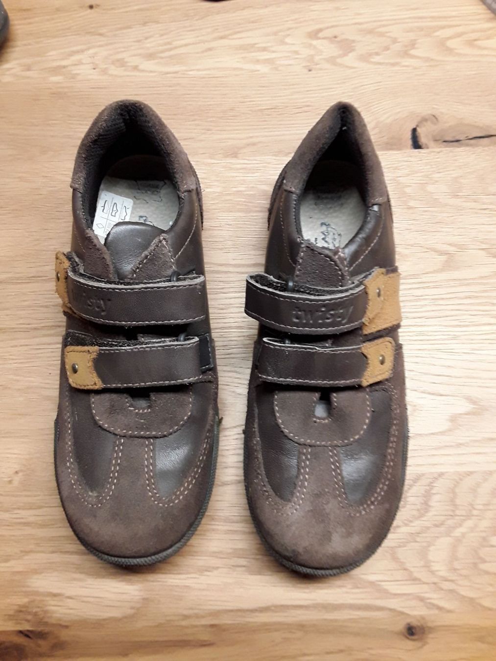 Scarpe per ragazzi: Halbschuhe twisty Leder Grösse 32 – Nuovo (secondo la descrizione) da Davos Platz venduto da wauwauin