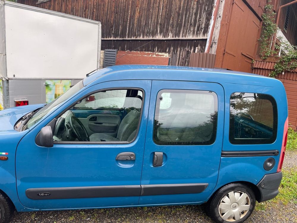 Renault Kangoo Lauft super, kein Rost, unfallfreier