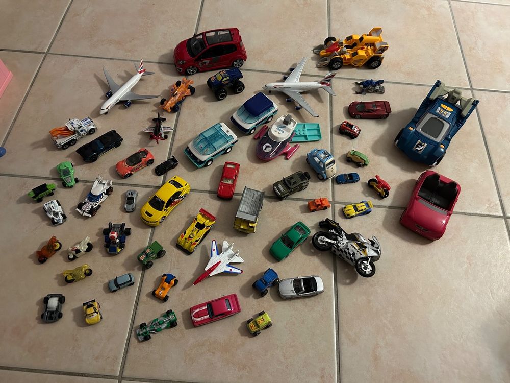 Lot de voitures - Jeux & Jouets