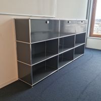 Usm Haller Regal 3x3 mit 3 Klapptüren