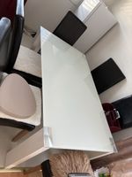 Esstisch Glasplatte Weiss Holzgestell guter Zustand
