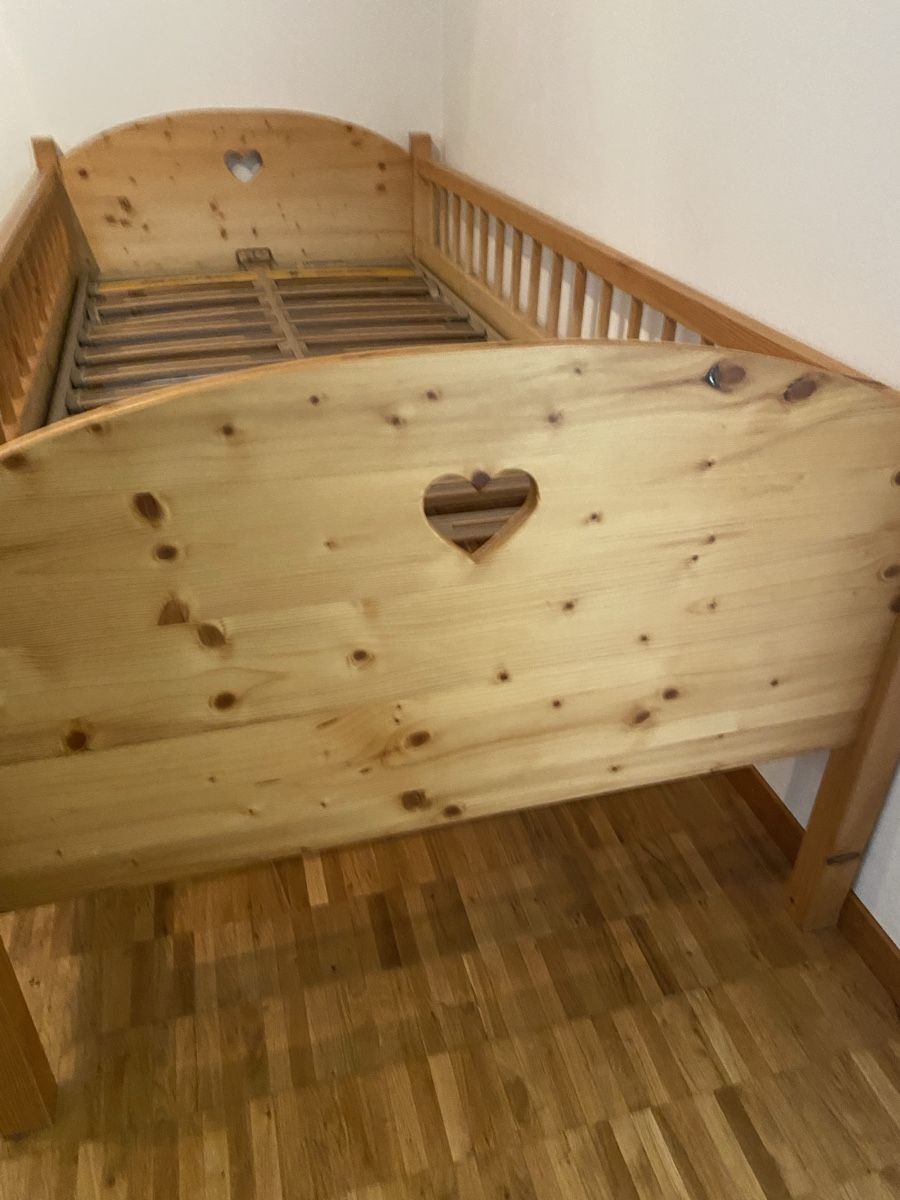 Letti: Kinderbett – Usato da Lenggenwil venduto da ale_r8nj 2