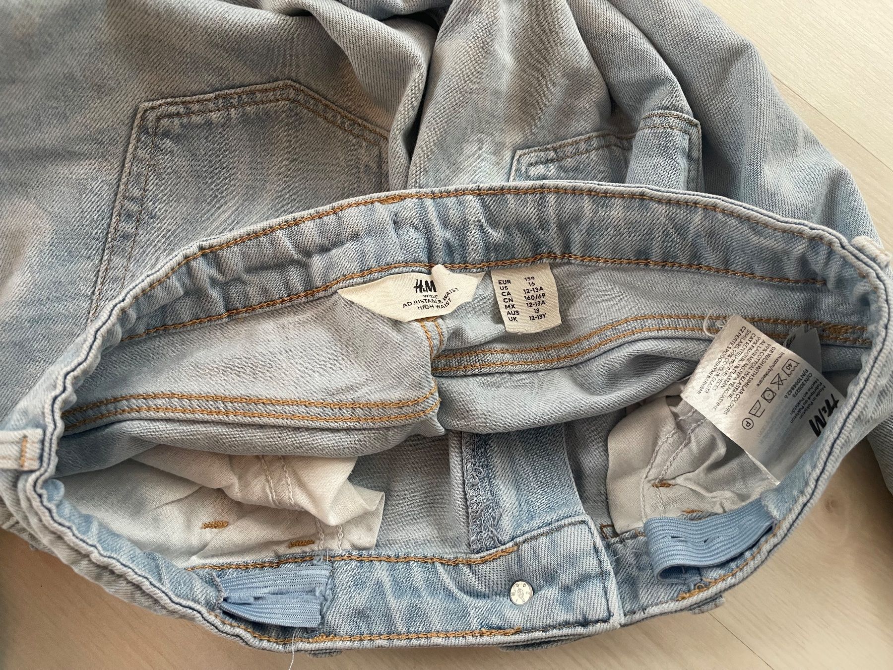 H&M Pantaloni: Jeans mit Löcher, Grösse 158, – Usato da Oberhof venduto da Hibrzel 2