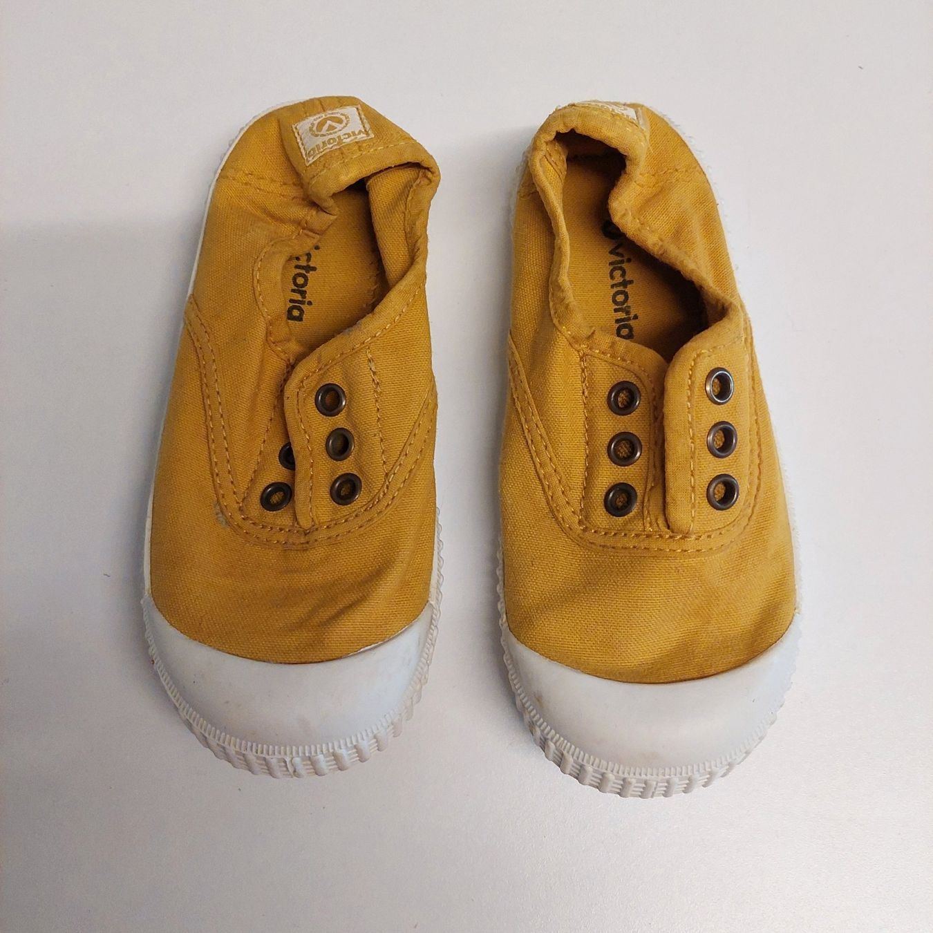 Victoria Scarpe per ragazzi: Kinderschuh Viktoria – Usato da Basel venduto da oliversenn87 1