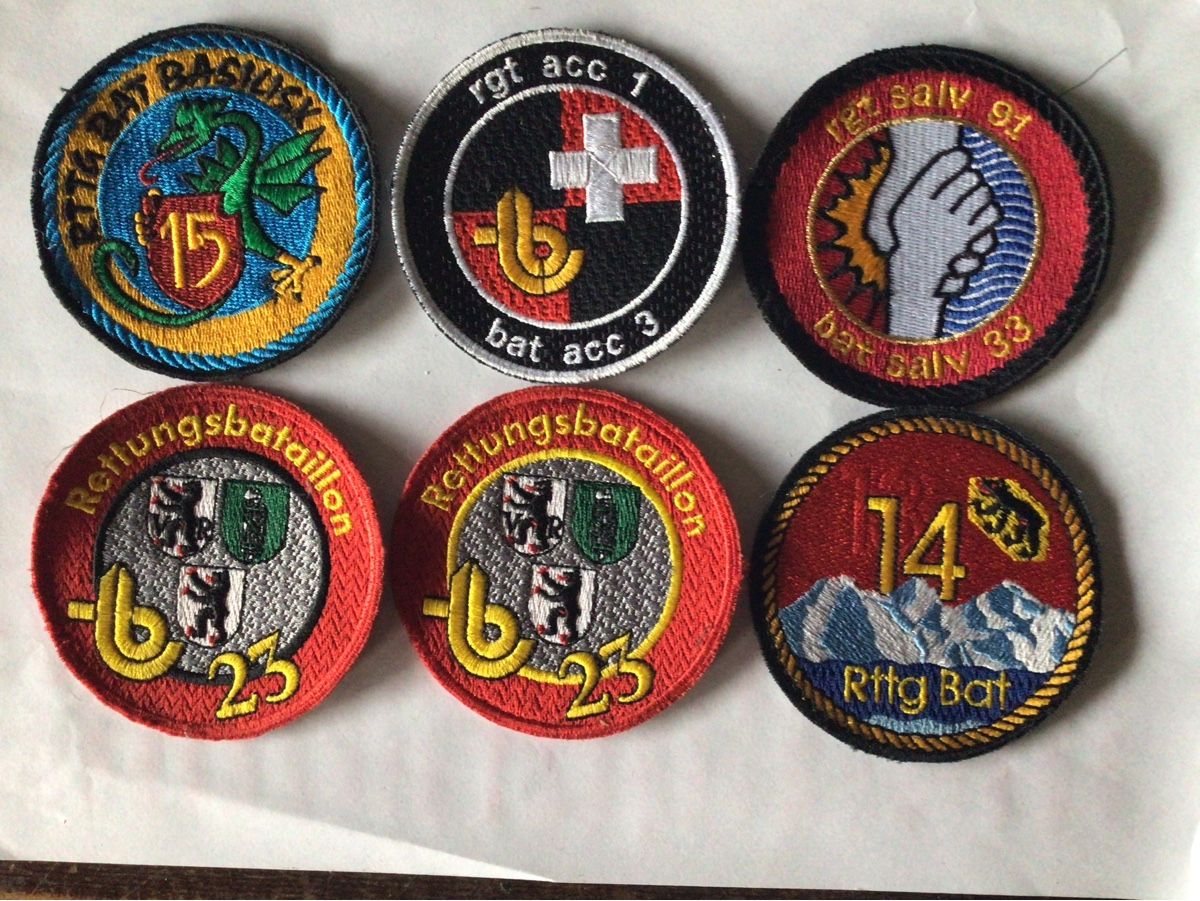 Schweizer Armee Placchette & Badge: BADGES A 95 – Usato da Crête-à-l'oeil venduto da Mga2