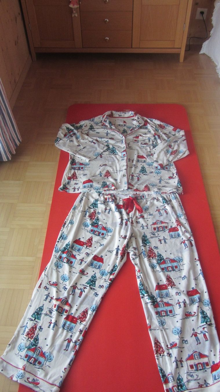 C&A Negligees & Pigiami: Pyjama tout doux XL – Usato da Oberried FR venduto da berg04