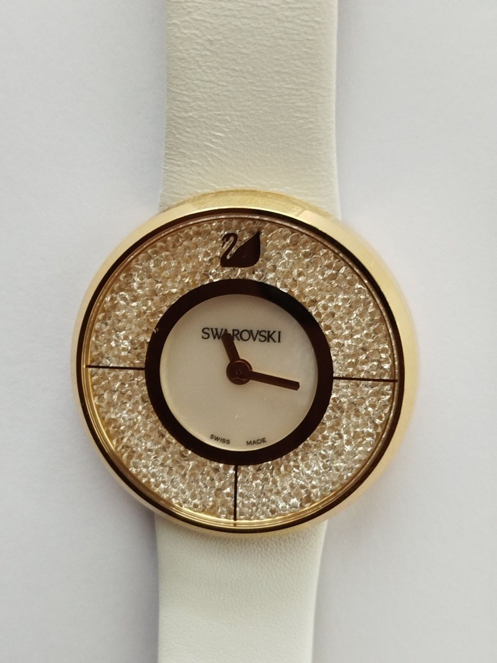 Swarovski Uhren: SWAROVSKI Quartzuhr mit weissem Armband – Neu (gemäss Beschreibung) aus Zug von Robert0125 2