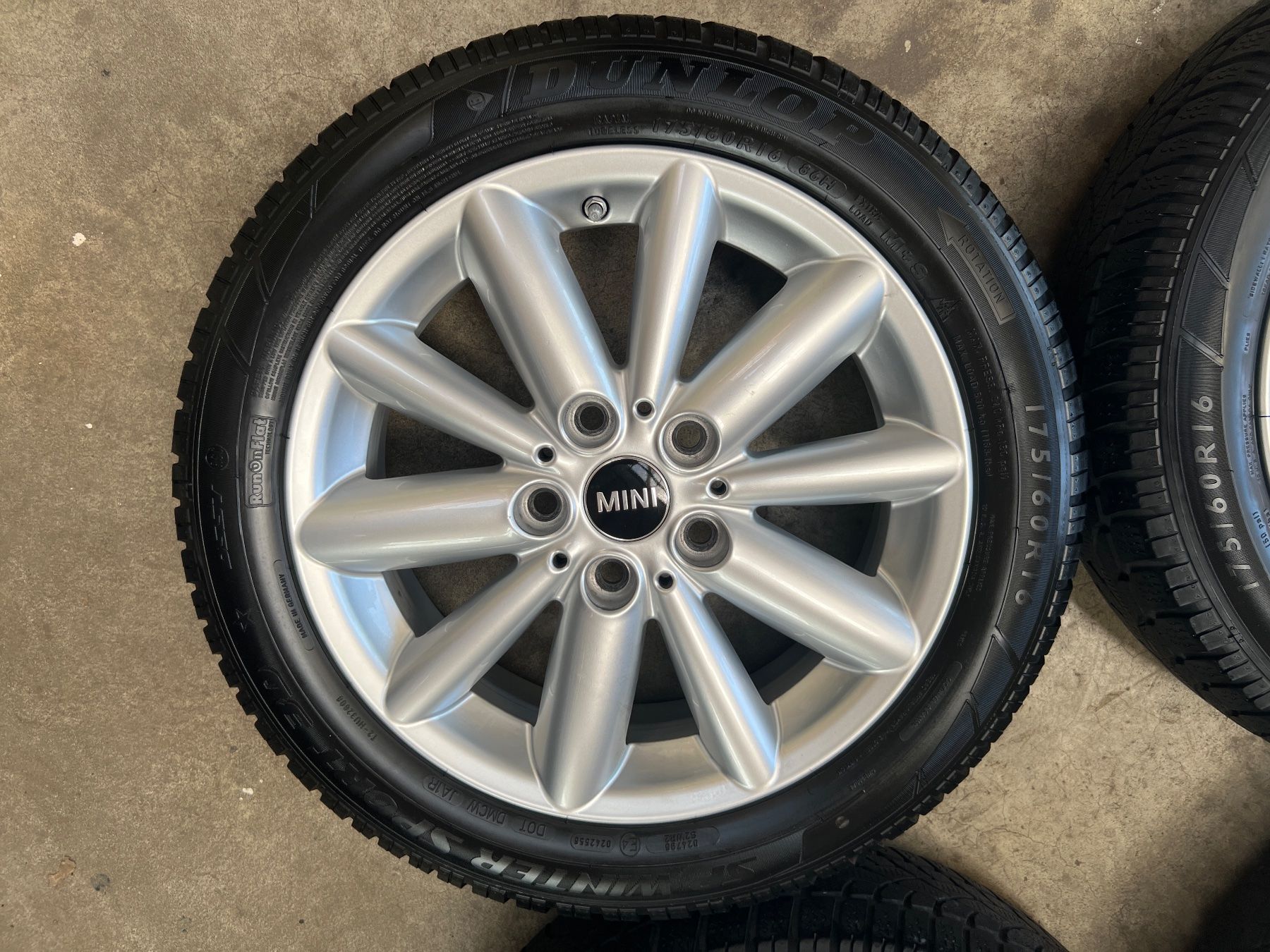 Mini Pneus & Roues: Winterräder Mini 175/60/R16 86H M+S – D'occasion à Feuerthalen par ItsKruusty 4