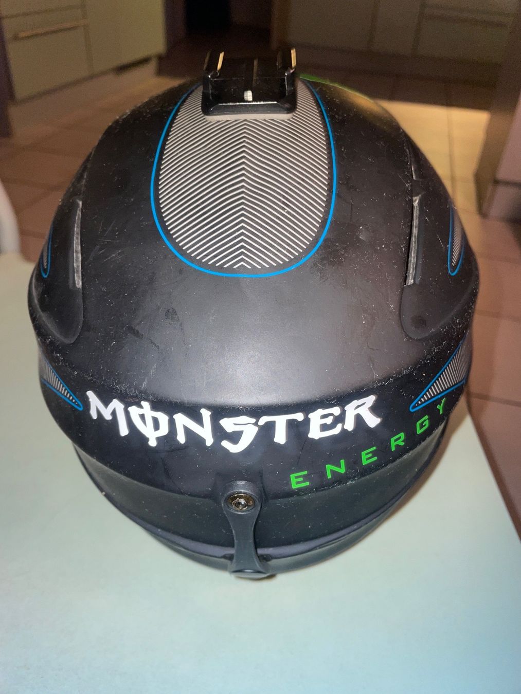 Casques: Schwarzer Celsius Jugend Skihelm 53-55cm – D'occasion à Obergerlafingen par cabo4 1