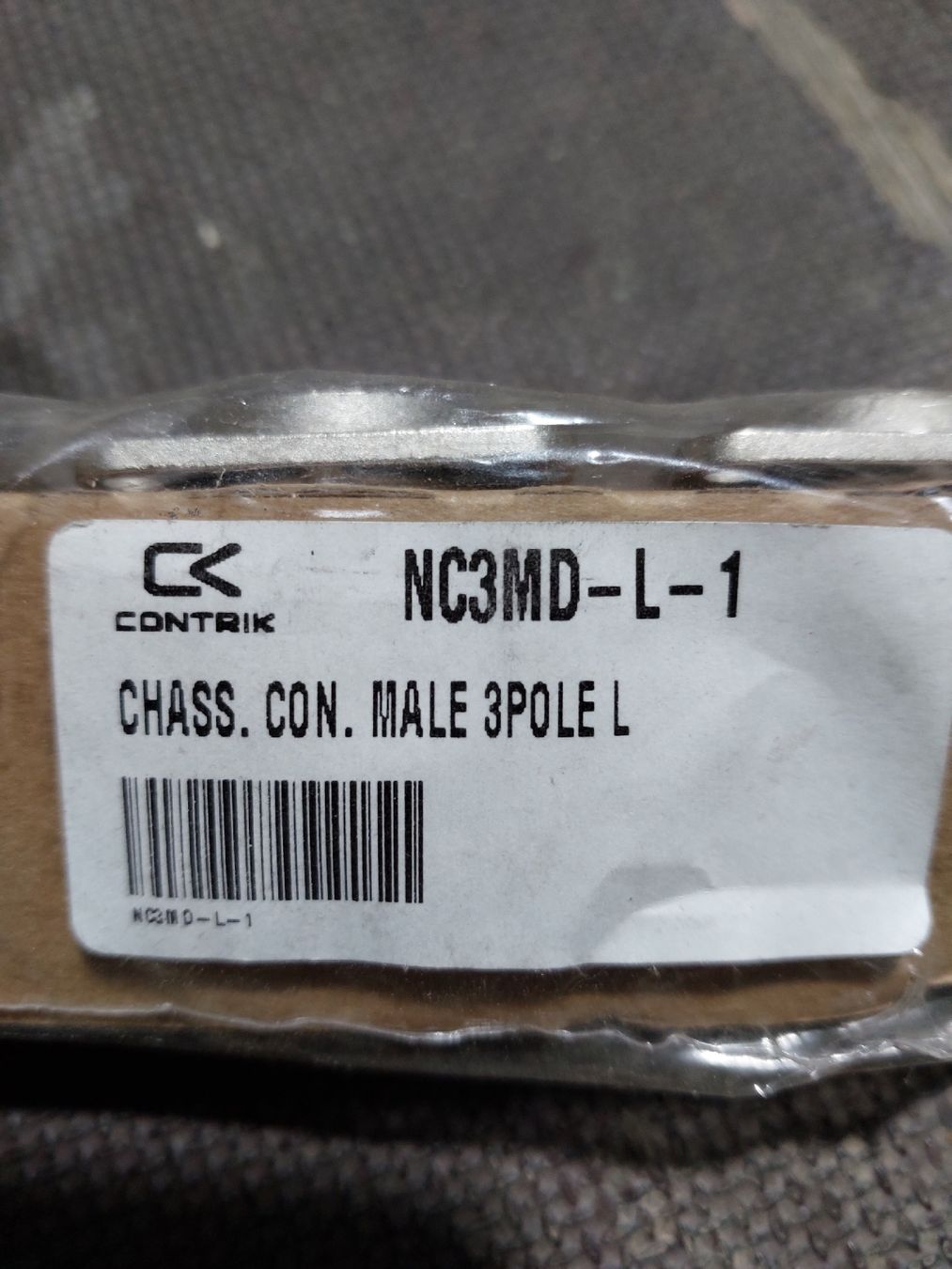 Spine: 5x Contrik NC3MD-L-1 Chassis Stecker - OVP – Nuovo e nell'imballaggio originale da Eglisau venduto da HB9ELV