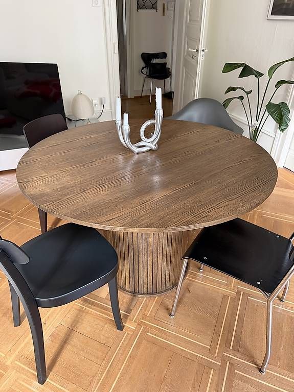 Tavoli: Esstisch Eiche Smoked – Usato da Basel venduto da selise 1
