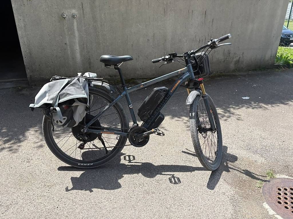 Vélos: E -Bike – D'occasion à UZNACH par adi_bm5k 1