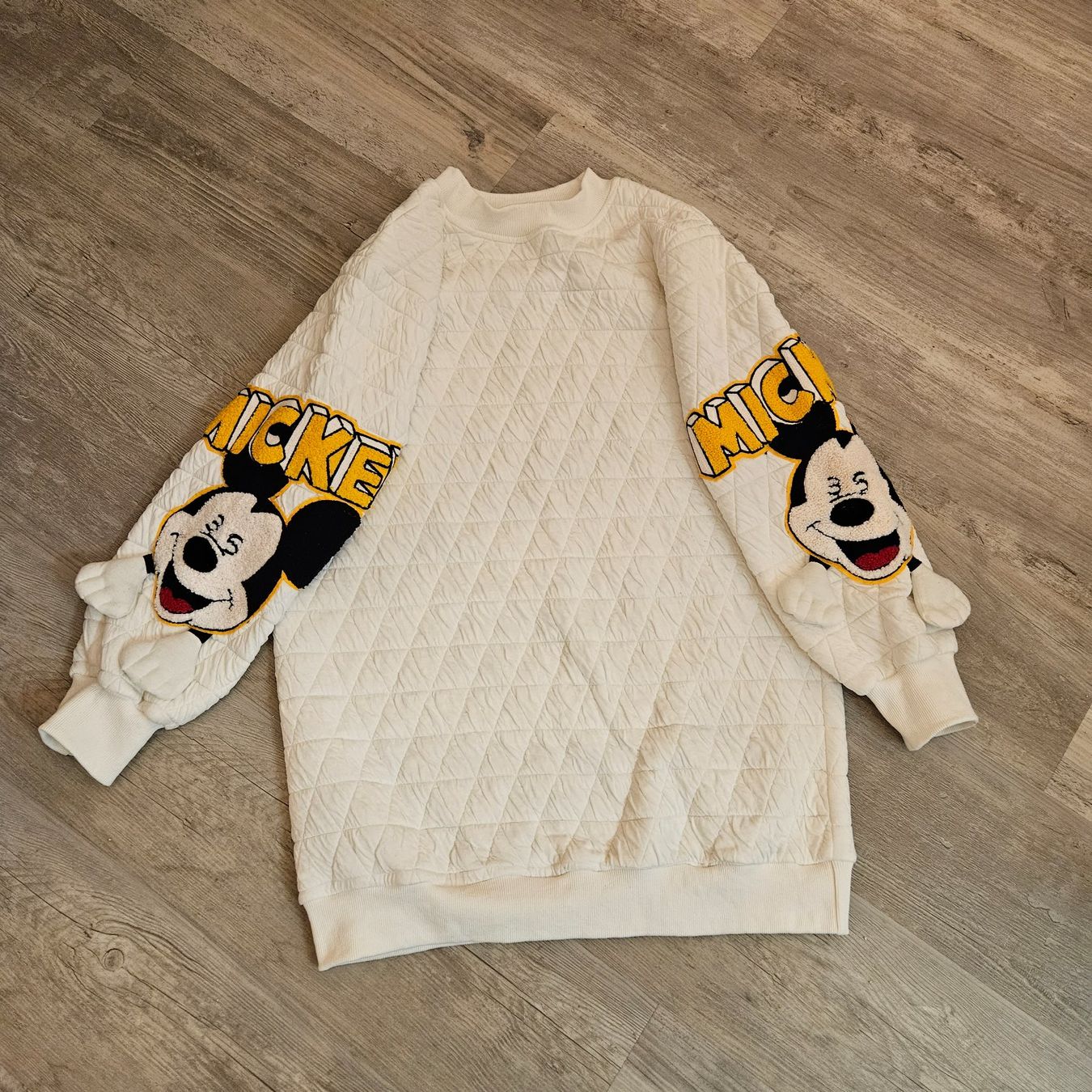 Maglioni & Felpe: Pullover Mickey Mouse Grösse S, Top Zustand! – Usato da Embrach venduto da Lilly2021