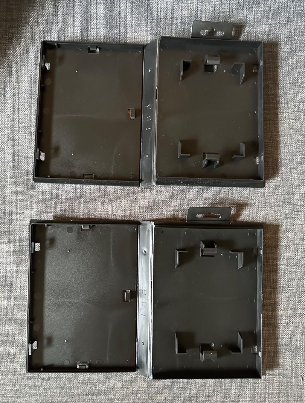 Autres décorations & accessoires: 2 Boxes for SEGA Cartridges – D'occasion à Grolley par christophoros77 2
