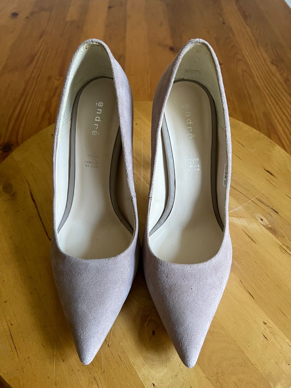 André Chaussures femmes: PUMPS ALTROSA GR. 37 – D'occasion à Schaffhausen par susiquatro01 1