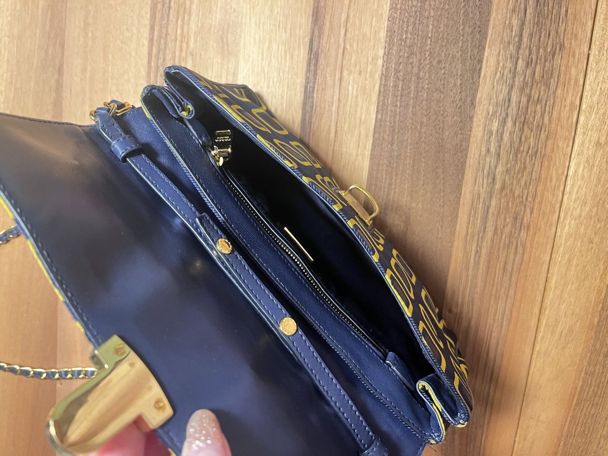 Prada Borse da donna: Prada bag – Usato da Oberrieden venduto da yim_jb6g 2