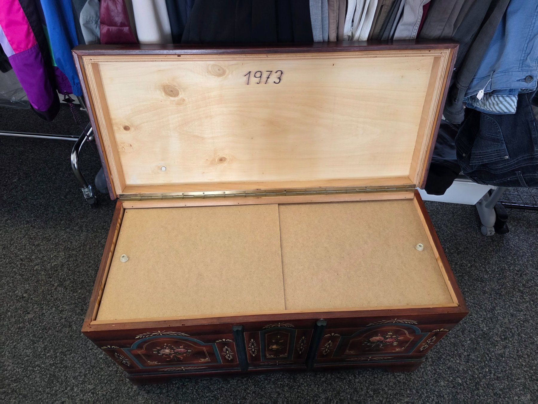 Truhen: Alte bemalte Truhe, Holz, Vintage – Gebraucht aus Zofingen von BerchtoldBrocki 2