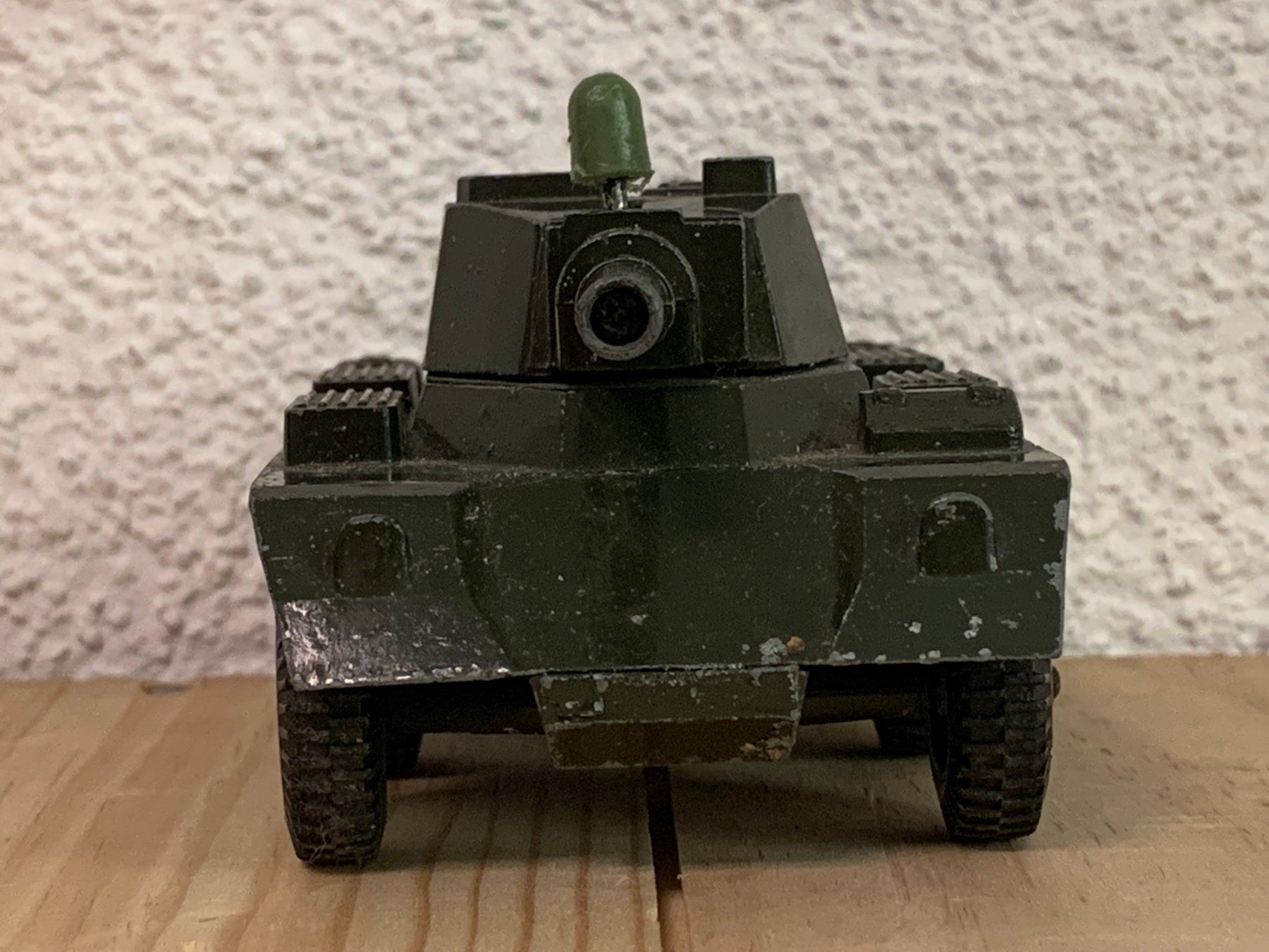 Modellini d'auto: Alter Spiel-Panzer 3-Achsig – Usato da Arlesheim venduto da Spielmax 3