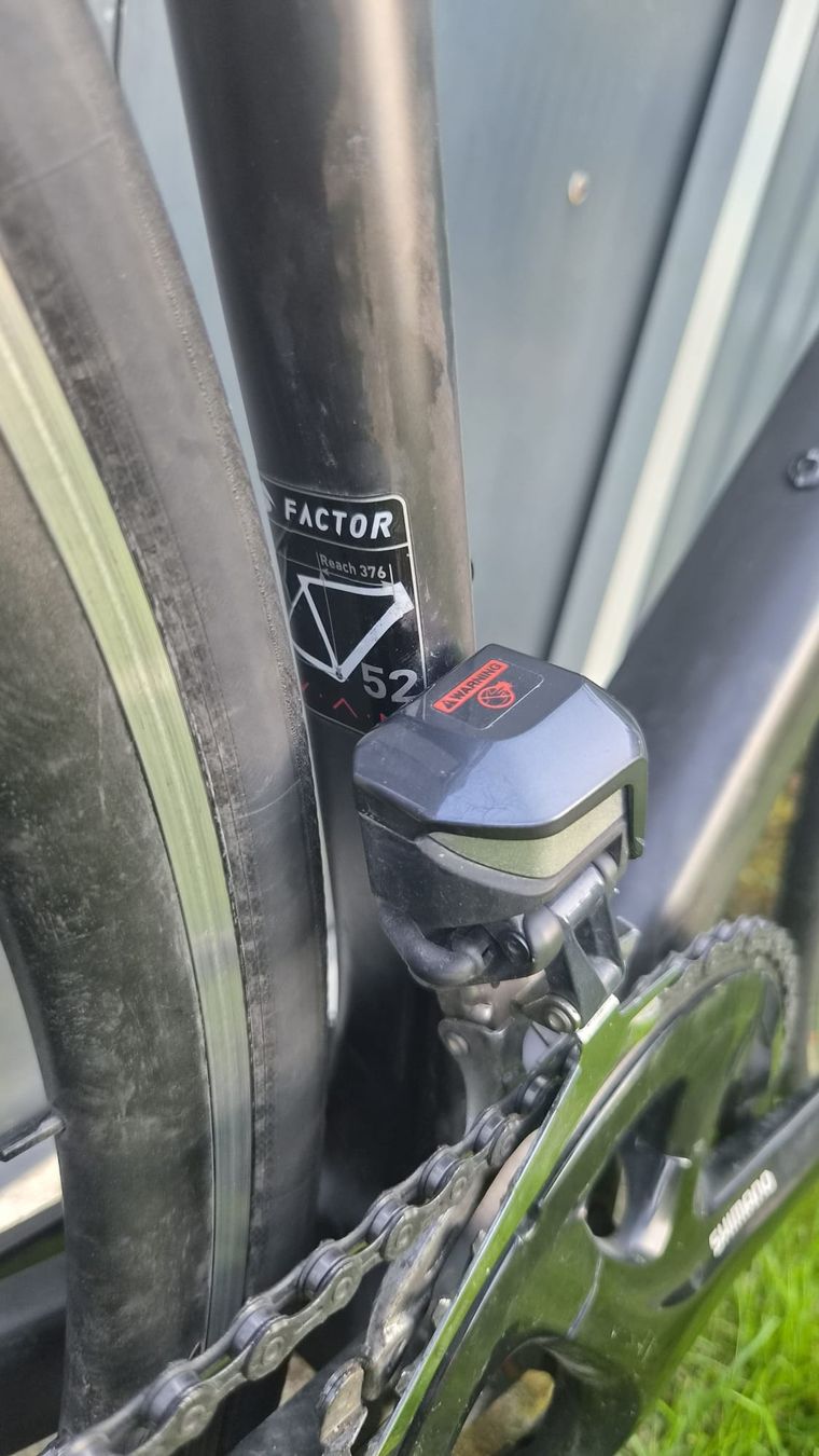 Factor Bikes Velos: Rennvelo Factor Bikes – Gebraucht aus Baar von mela710 5