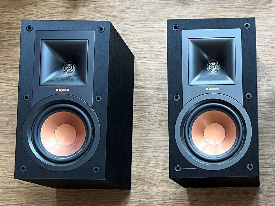 Rockville Wandhalterung Schwenkbar – Universal Halter Für Klipsch R-15M Bücherregallautsprecher