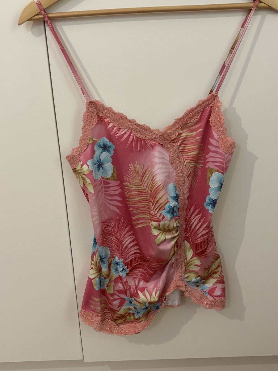 Dolce & Gabbana Tops: Dolce Gabbana Top Grösse 36/38 – Gebraucht aus Luzern von Qazwsx