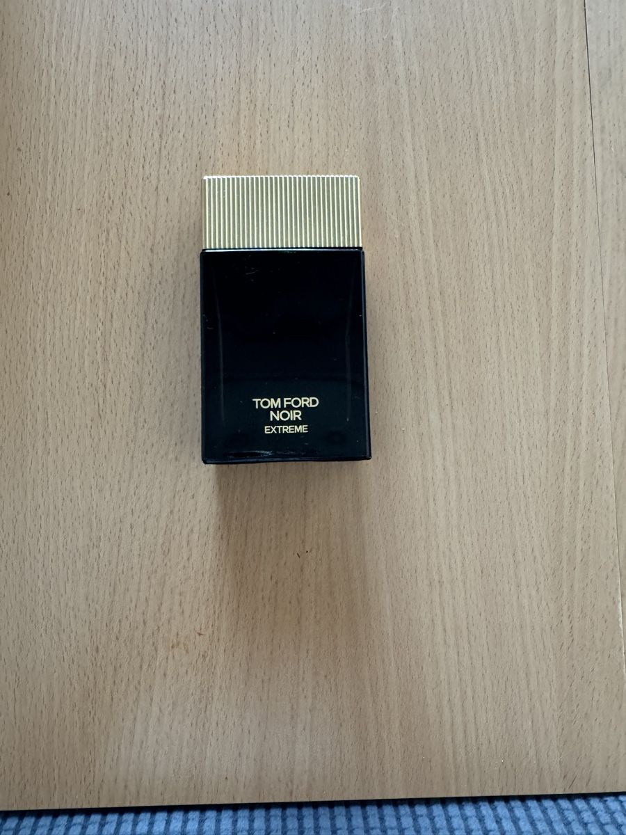 Tom Ford Profumi & Eau de Toilette: Tom Ford Noir Extreme (100ml) – Usato da Hätzingen venduto da hazzo45