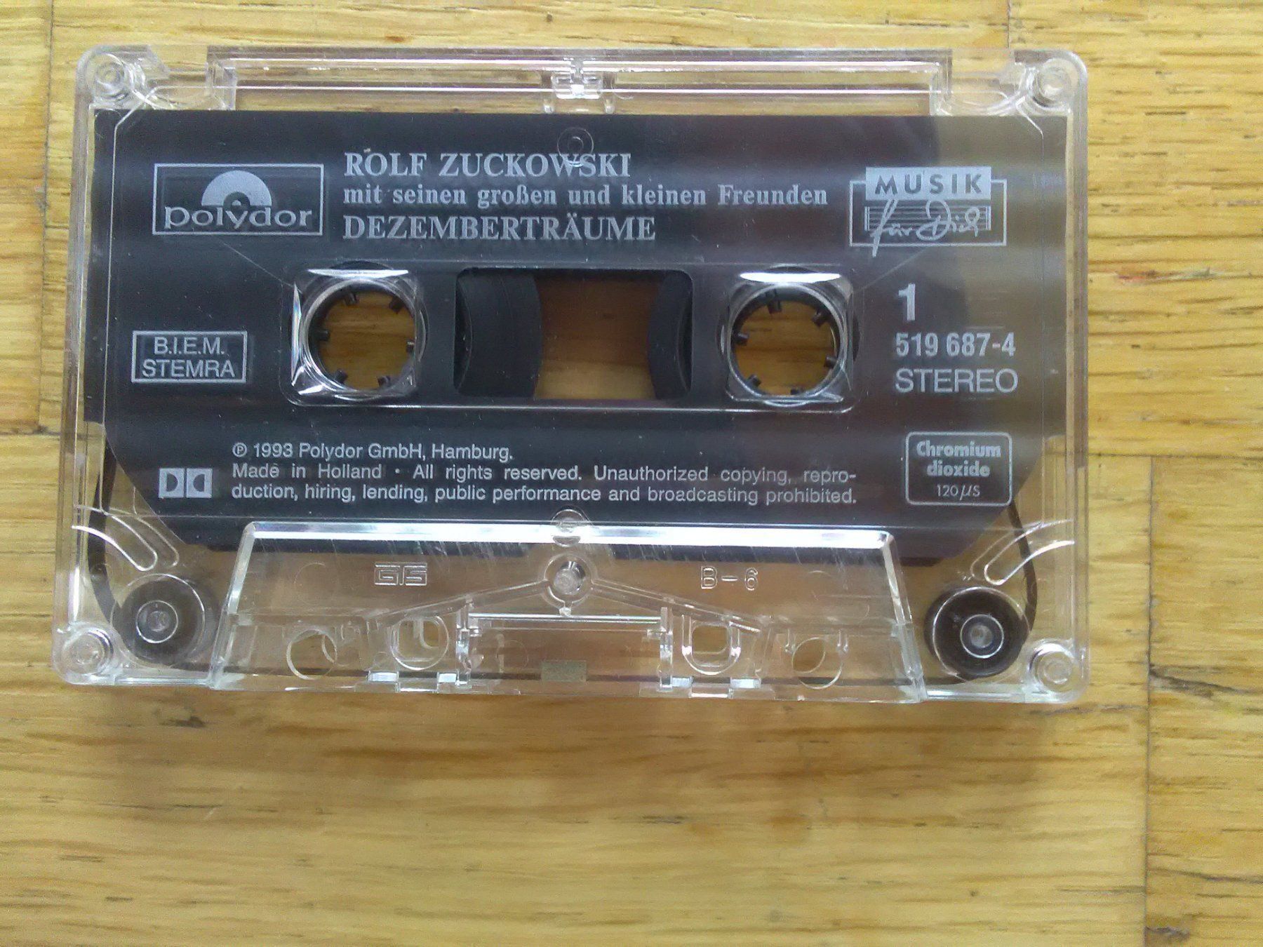 Musicassette: Rolf Zuckowski — Dezemberträume   '1993 – Usato da St.Galllen venduto da elkaphone 3