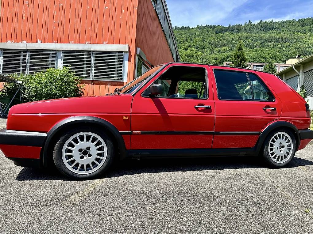 VW Automobili: Vw golf 2 GTI 16V – Usato da Orpund venduto da PENICILINA