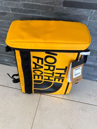 Grosser moderner robuster Tagesrucksack The North Face neu