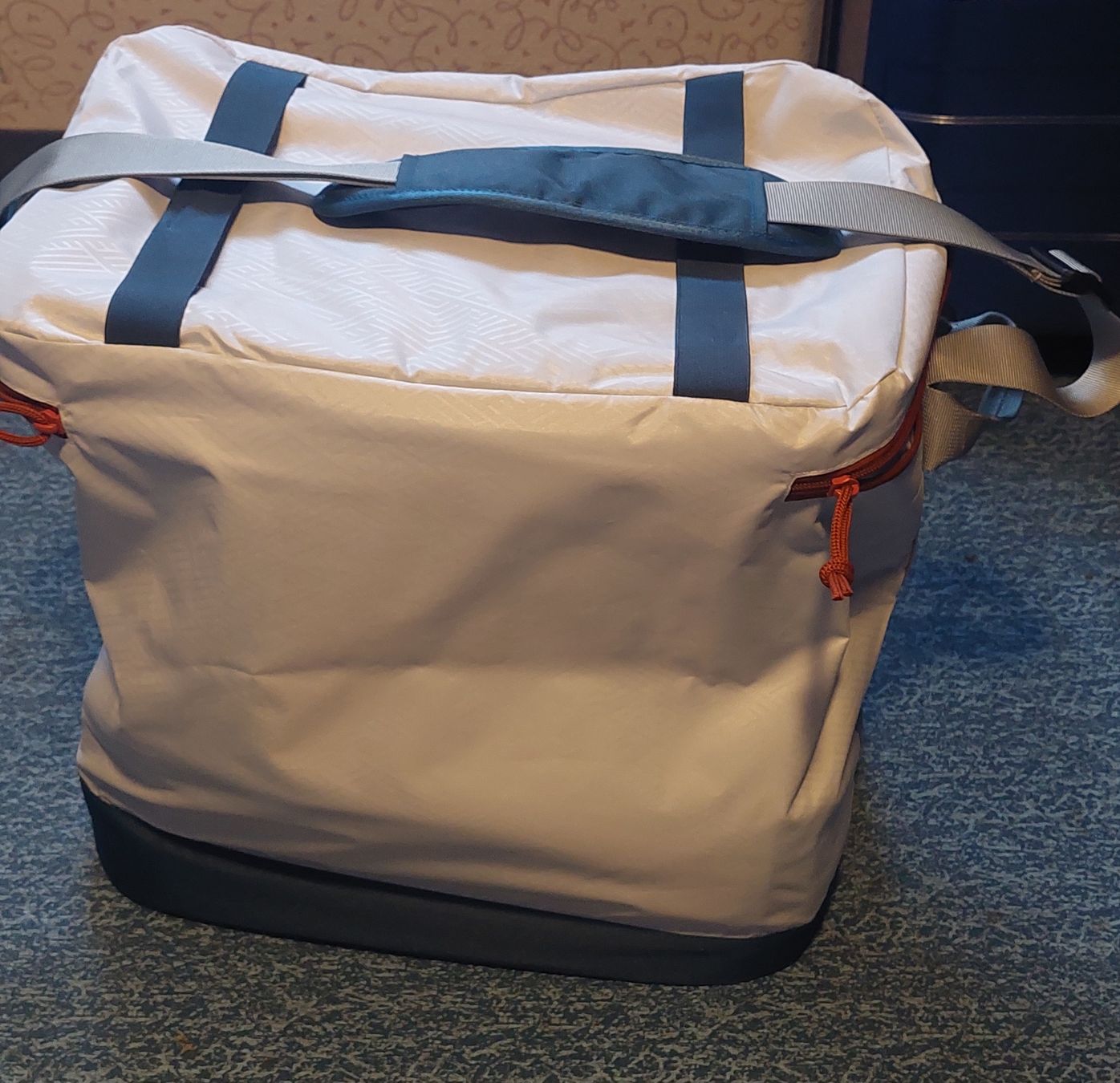Decathlon Taschen: Quechua Kühltasche 25L von Decathlon – Neu (gemäss Beschreibung) aus Unterbäch VS von Nifadi 3