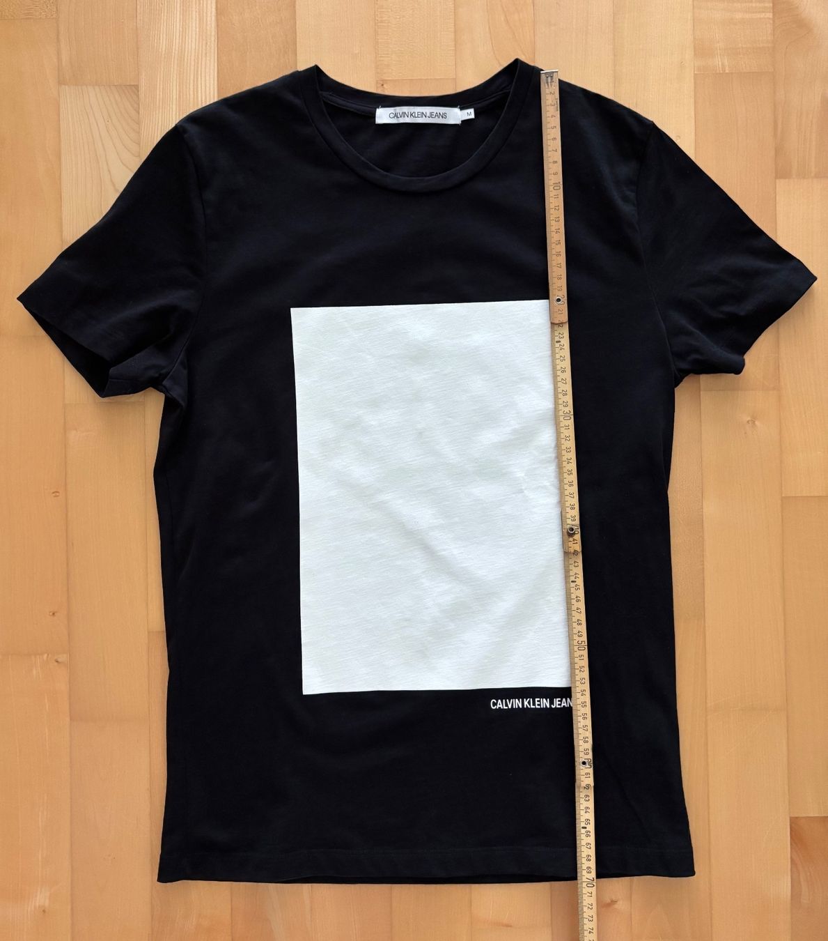 Calvin Klein T-shirt: T-Shirt Calvin Klein – Usato da Winterberg ZH venduto da vanilleinspiration 2