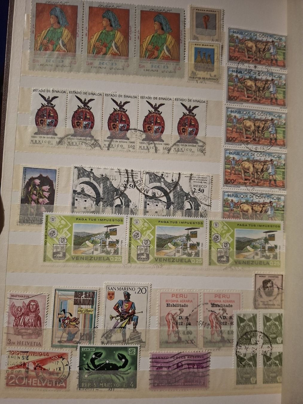 Tutti i francobolli: Album div Marken Ausland  – Usato da Balgach venduto da SIMEON27 2